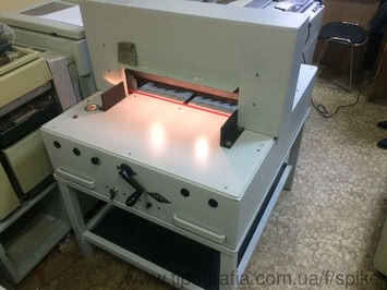Электрическая гильотина для бумаги Ideal FORTEMATIC 525/E