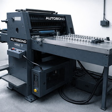 Autobond Mini 52T — професійний автоматичний ламінатор (Англія).